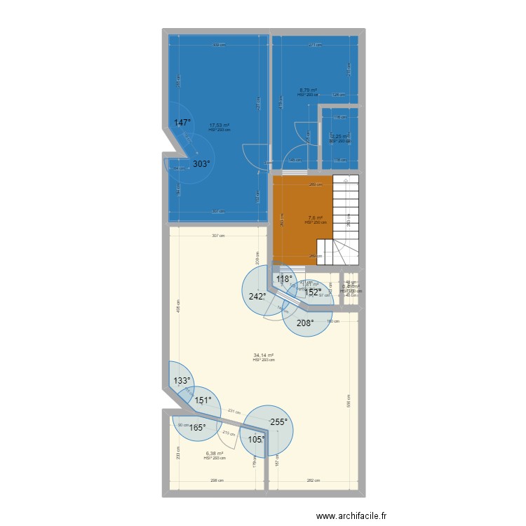 Arras - Appt n°4 & 5 - Etat actuel. Plan de 8 pièces et 79 m2