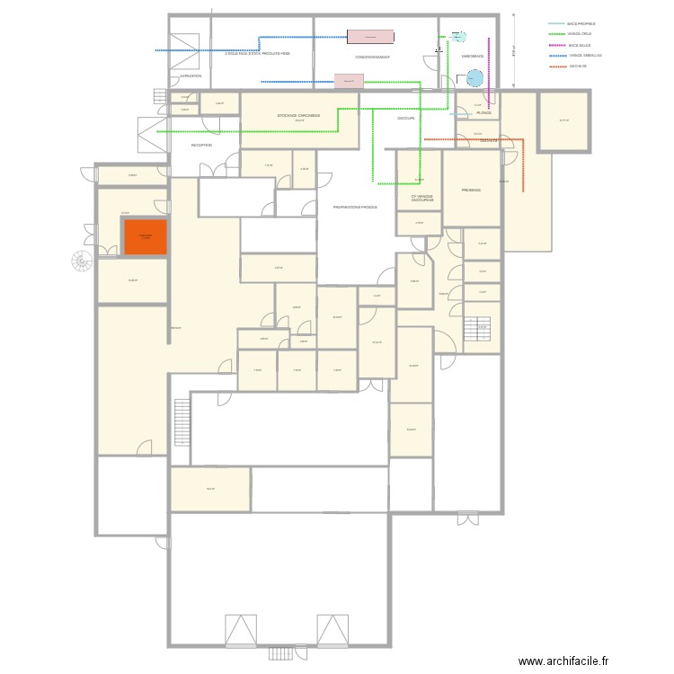 TDV cru2023. Plan de 36 pièces et 452 m2