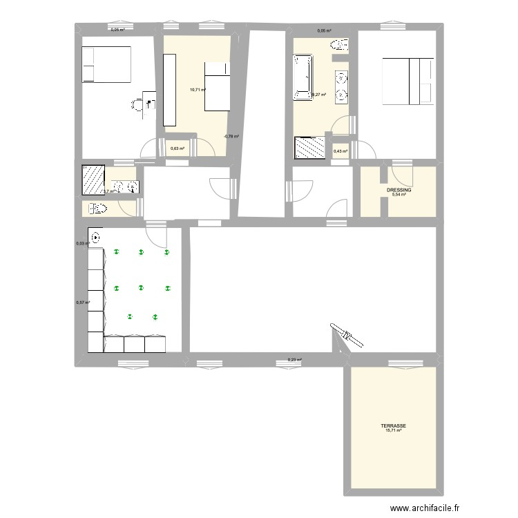 Longchamp. Plan de 16 pièces et 93 m2