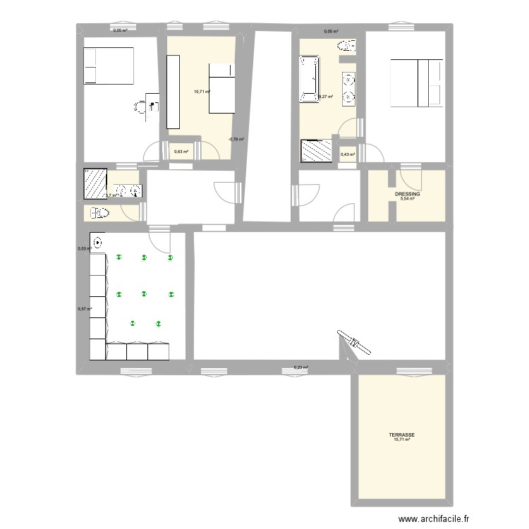 Longchamp. Plan de 13 pièces et 47 m2