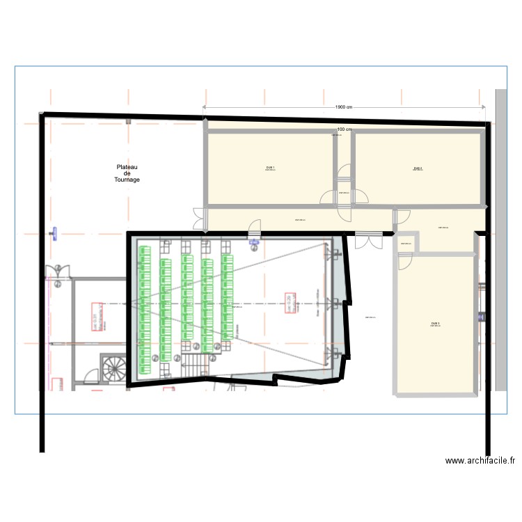 Studio Dub v4. Plan de 10 pièces et 349 m2