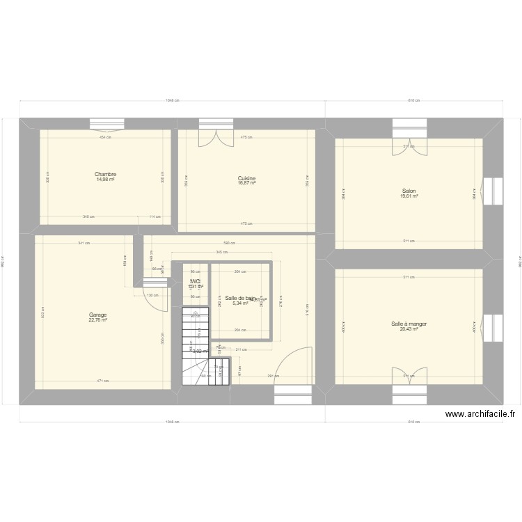 Bardot. Plan de 17 pièces et 240 m2