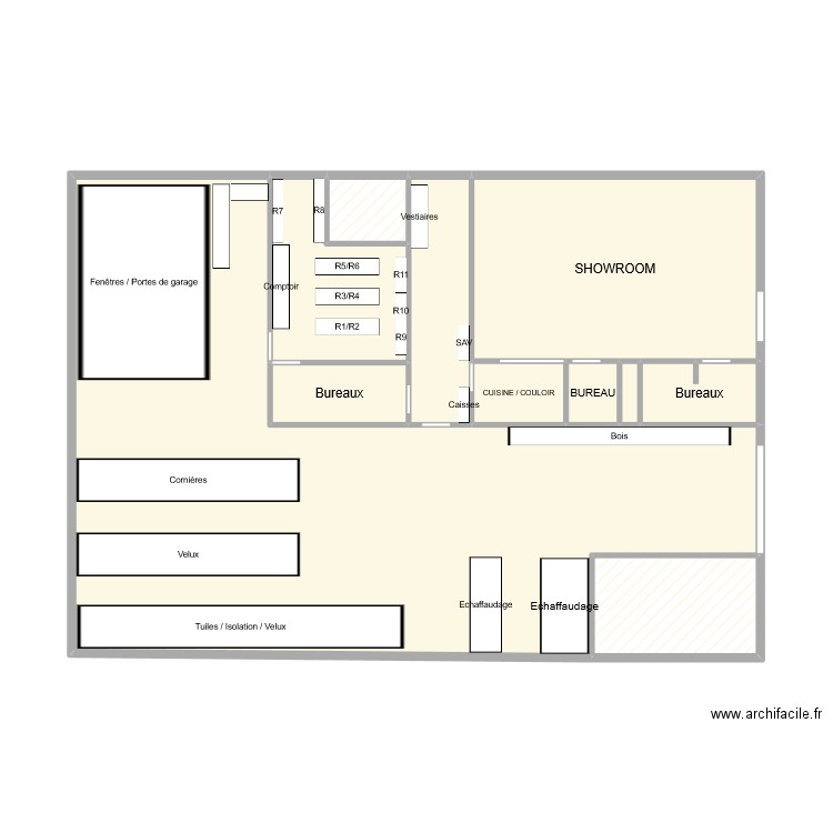 AT HOME. Plan de 11 pièces et 60 m2