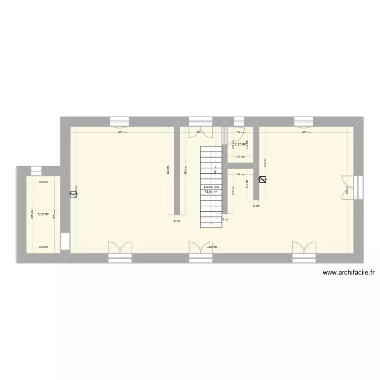 Remi RDC vide. Plan de 