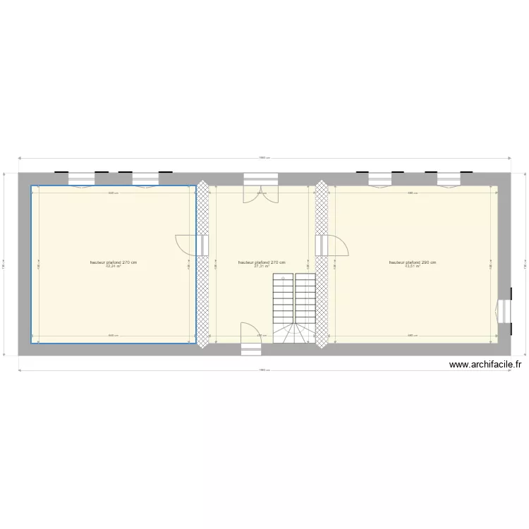 Ancienne maison &agrave; r&eacute;nover RDC. Plan de 