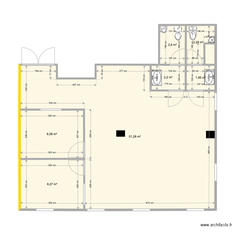 Plan actuel. Plan de 8 pièces et 77 m2