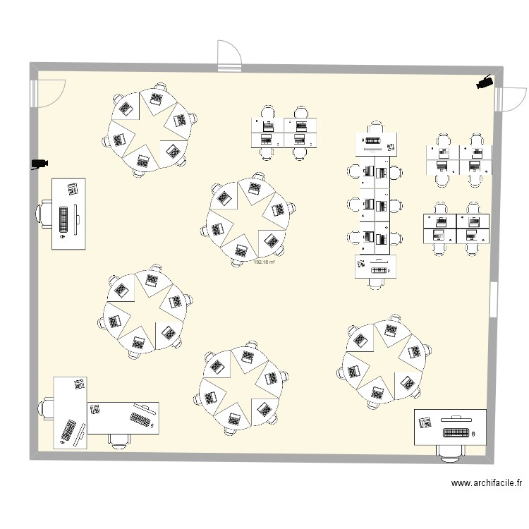 plateau B. Plan de 1 pièce et 192 m2