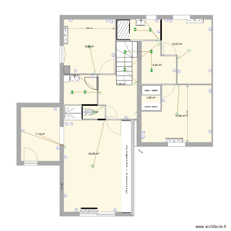 étages elec circuit lumière. Plan de 9 pièces et 81 m2