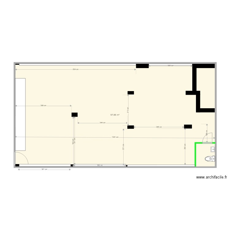 Boulogne VIDE avec poteaux. Plan de 0 pièce et 0 m2