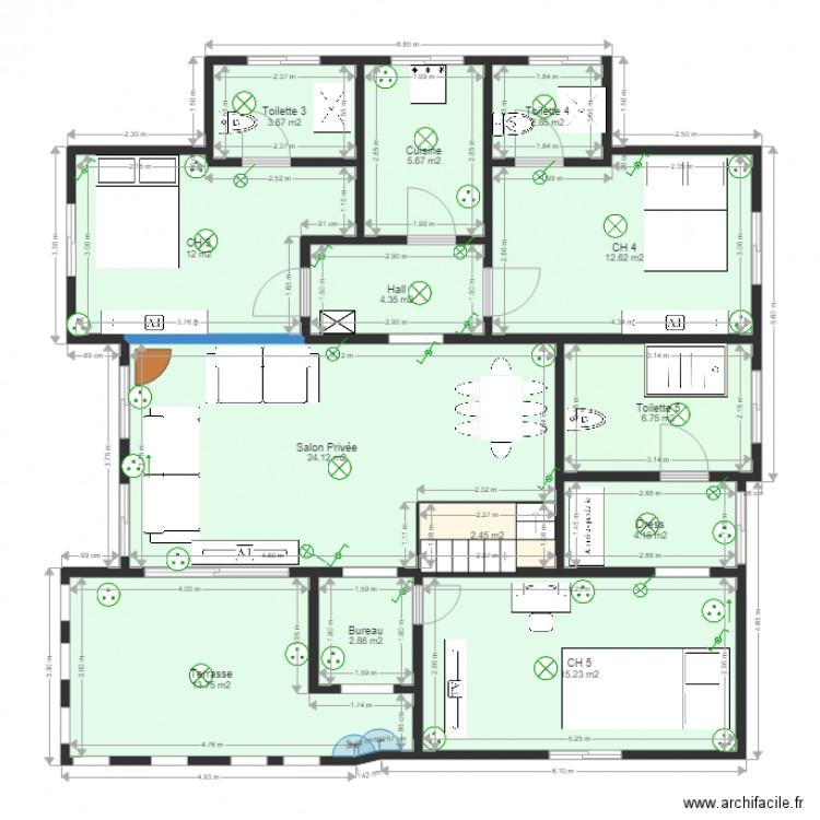 Premier Etage. Plan de 13 pièces et 111 m2