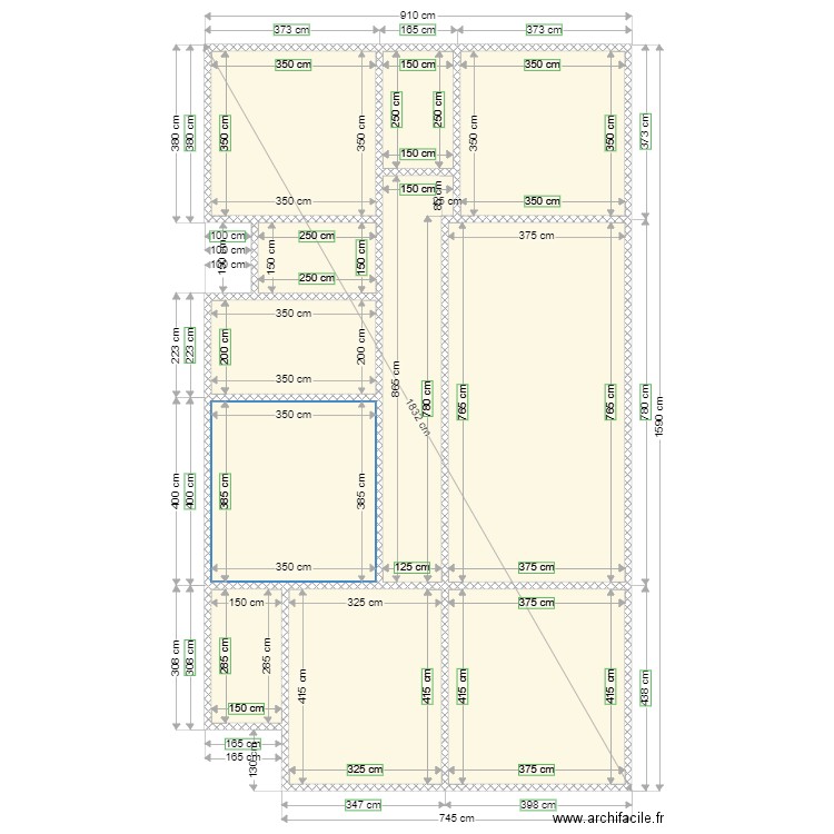 PLAN D'IMPLANTATION. Plan de 11 pièces et 126 m2