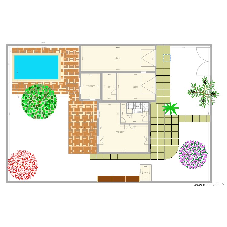 Maison bas. Plan de 9 pièces et 163 m2