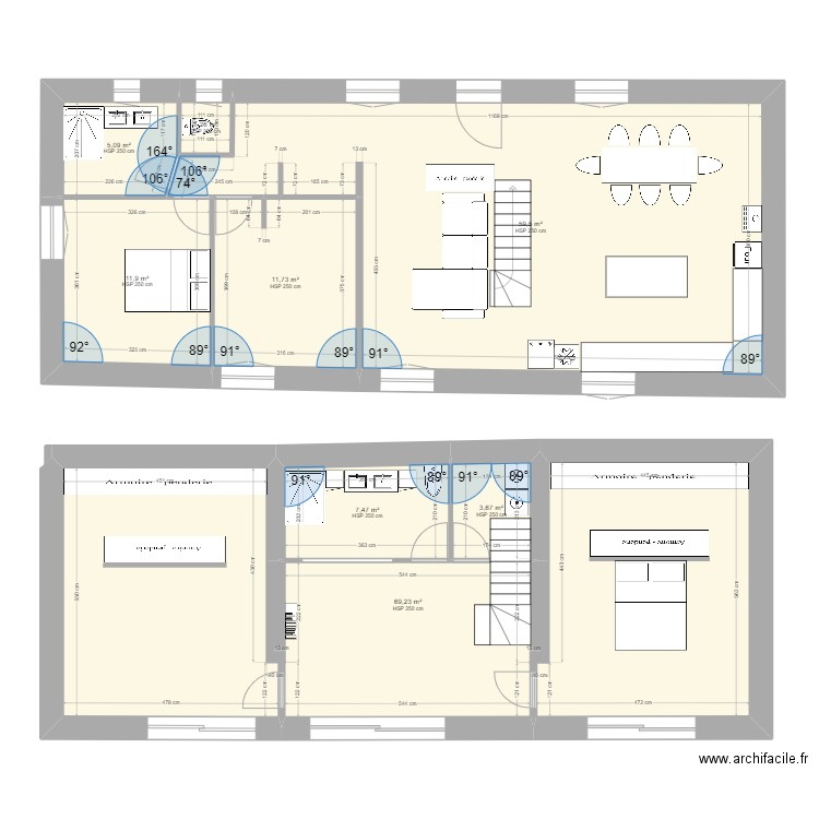 MAISON FENOLS. Plan de 8 pièces et 170 m2