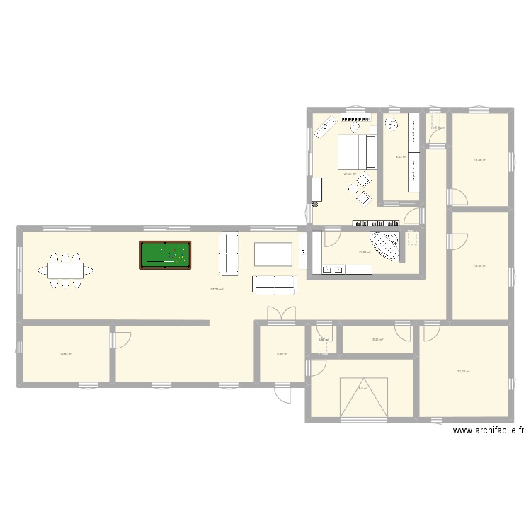 maison 1. Plan de 13 pièces et 243 m2