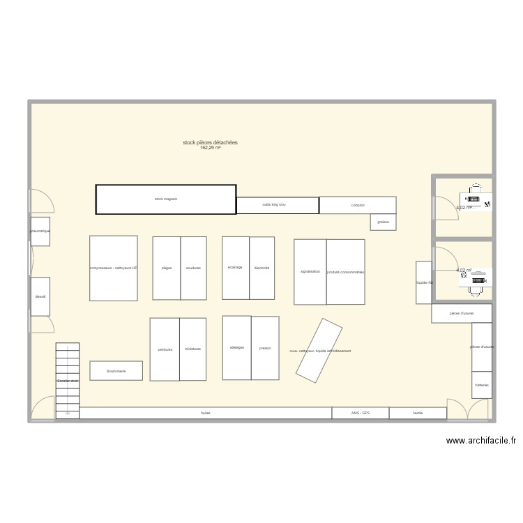   CLAAS actuel. Plan de 3 pièces et 170 m2