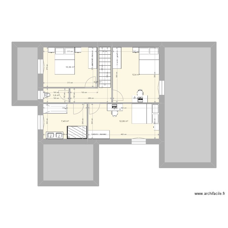 Maison étage 2. Plan de 9 pièces et 90 m2