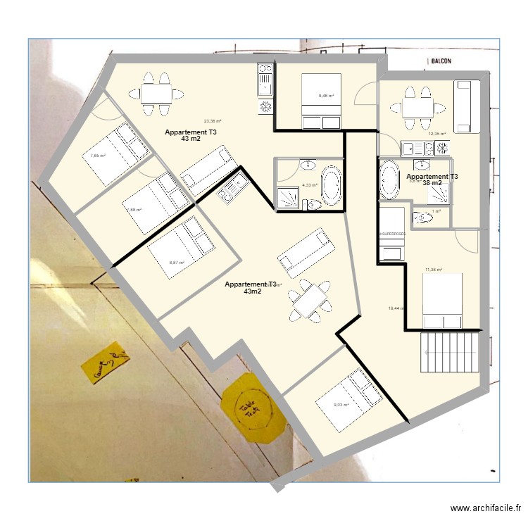 2IEME ETAGE version 1. Plan de 13 pièces et 147 m2