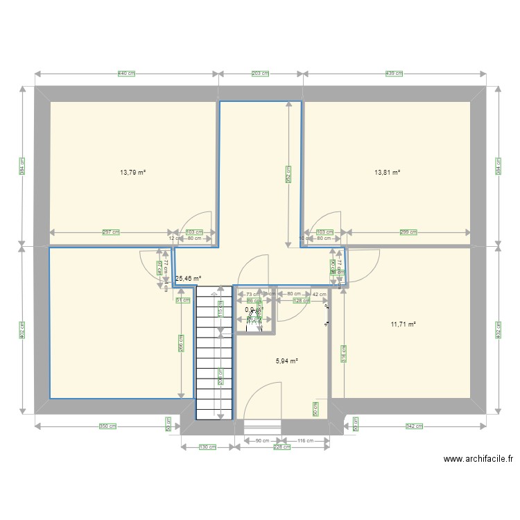 VOINLES. Plan de 6 pièces et 72 m2