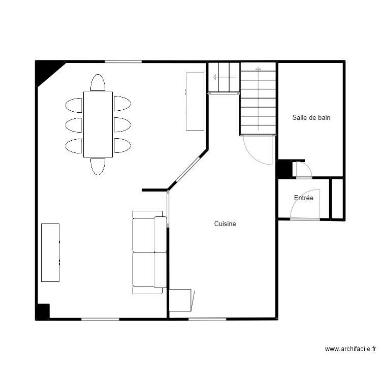 RDC. Plan de 9 pièces et 52 m2