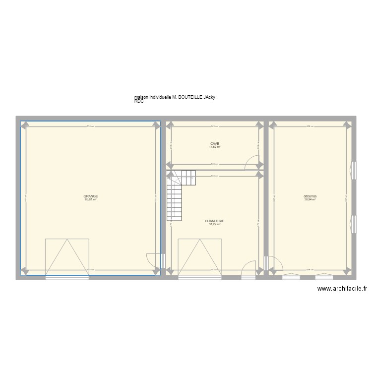 BOUTEILLE. Plan de 15 pièces et 300 m2