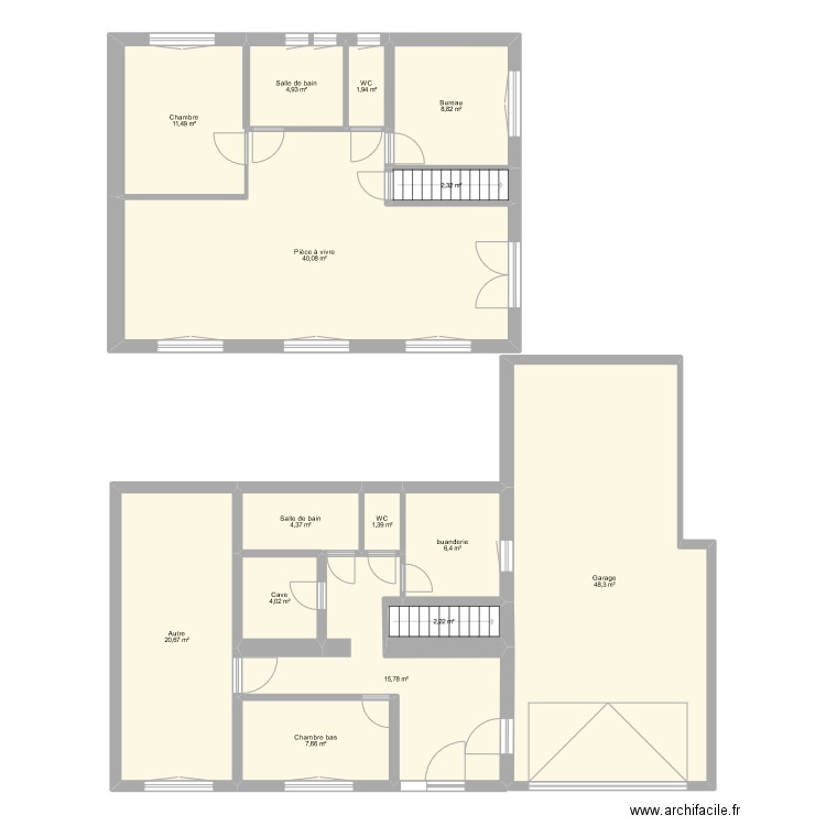 Maion mitoyenne. Plan de 15 pièces et 180 m2