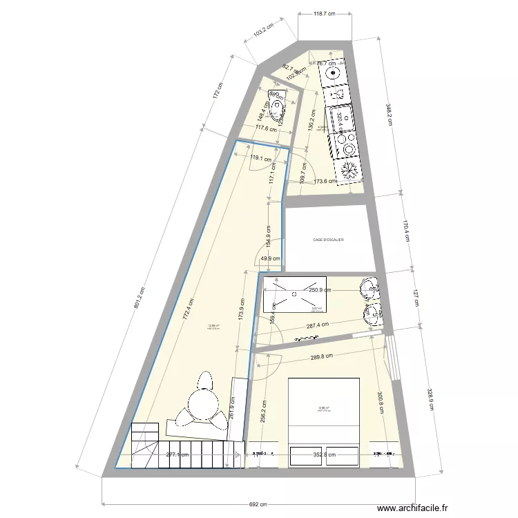 SEINE etage 1 meubl&eacute; DOUCHE. Plan de 