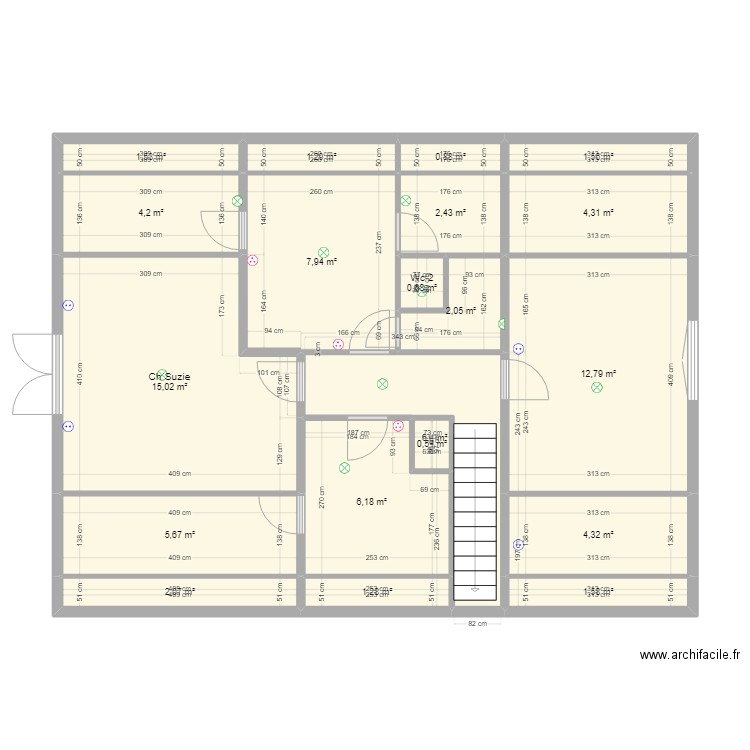 Maison Etg. Plan de 20 pièces et 83 m2