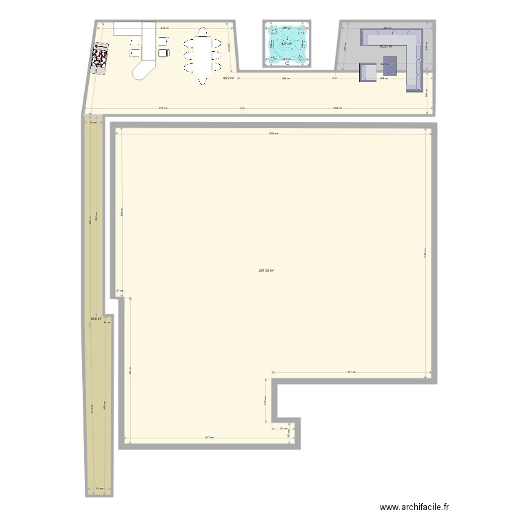 back yard SPA. Plan de 5 pièces et 284 m2