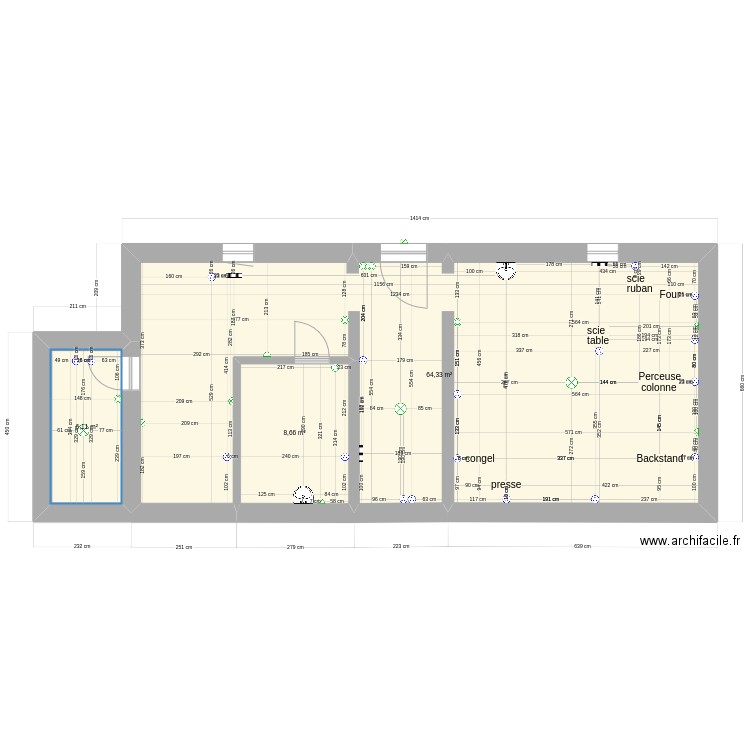 Cave v3. Plan de 3 pièces et 79 m2