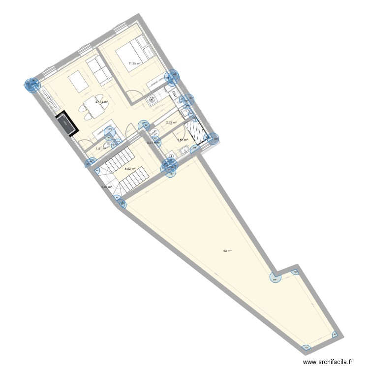Pujos 2. Plan de 21 pièces et 321 m2