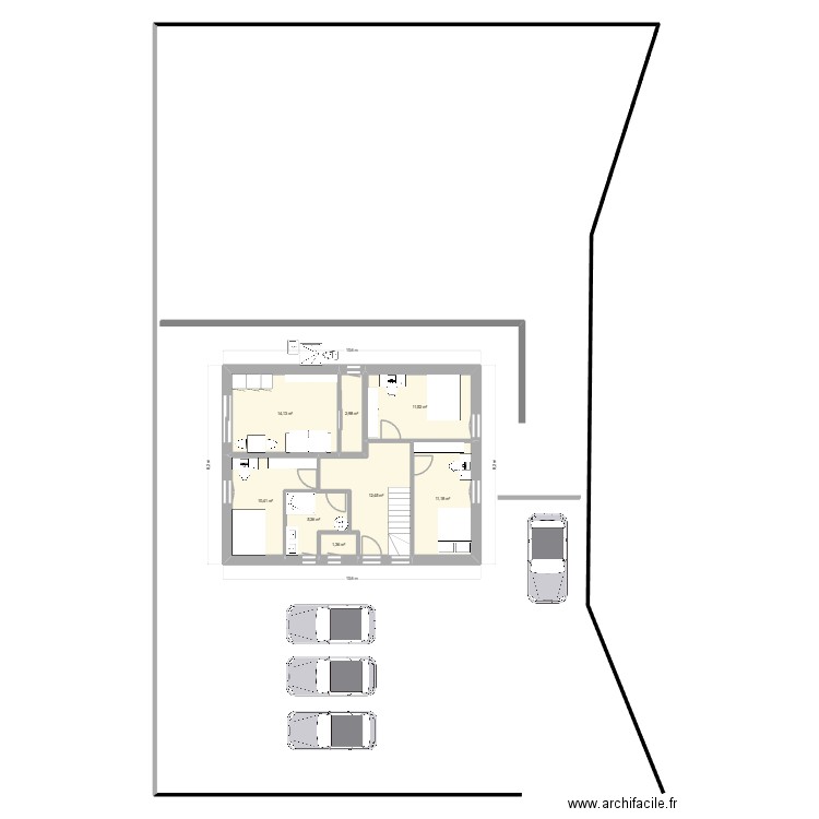 21-11 inversé carré. Plan de 17 pièces et 223 m2