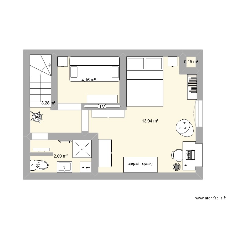 chambre et salle de bain. Plan de 5 pièces et 24 m2