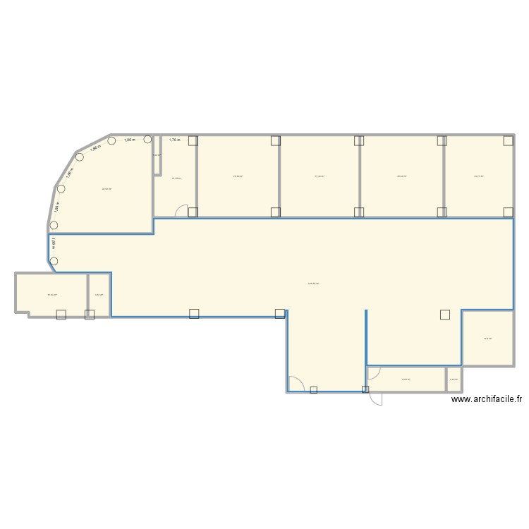 Bank of Cyprus 2 floor . Plan de 13 pièces et 415 m2