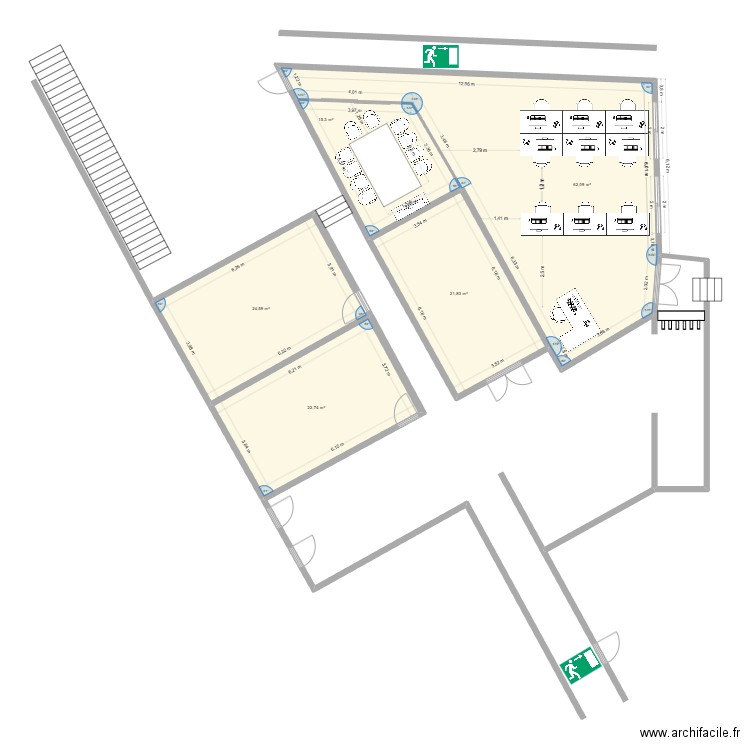 004. Plan de 5 pièces et 147 m2