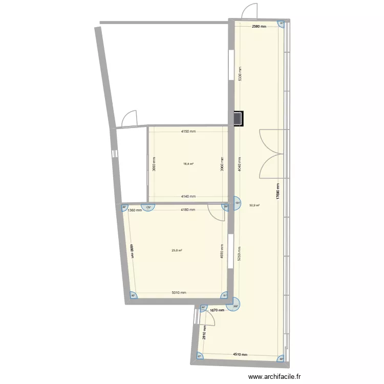 LINARS. Plan de 3  et 93 m²