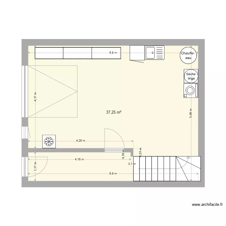Rez de chauss&eacute;e garage. Plan de 