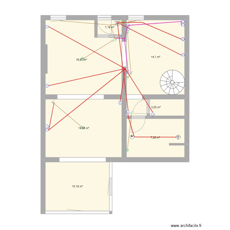 rez. Plan de 7 pièces et 67 m2