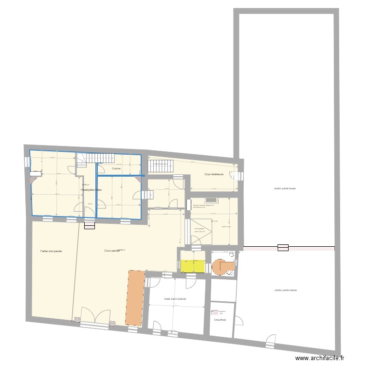 Bourron  Accès et WC VARIANTE. Plan de 0 pièce et 0 m2