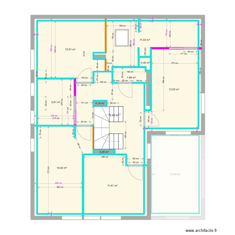 Ayes placo doublage. Plan de 42 pièces et 197 m2