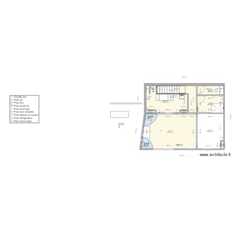 patio cuisine. Plan de 9 pièces et 48 m2