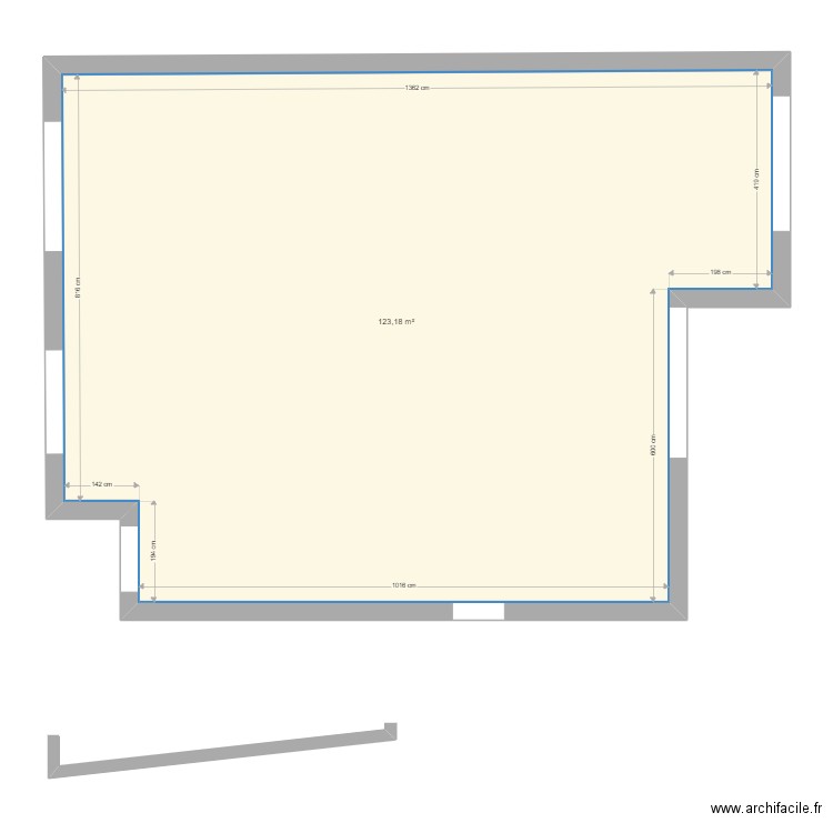 masse. Plan de 1 pièce et 123 m2