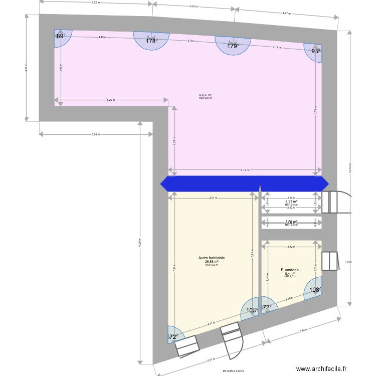 Miallet. Plan de 16 pièces et 243 m2