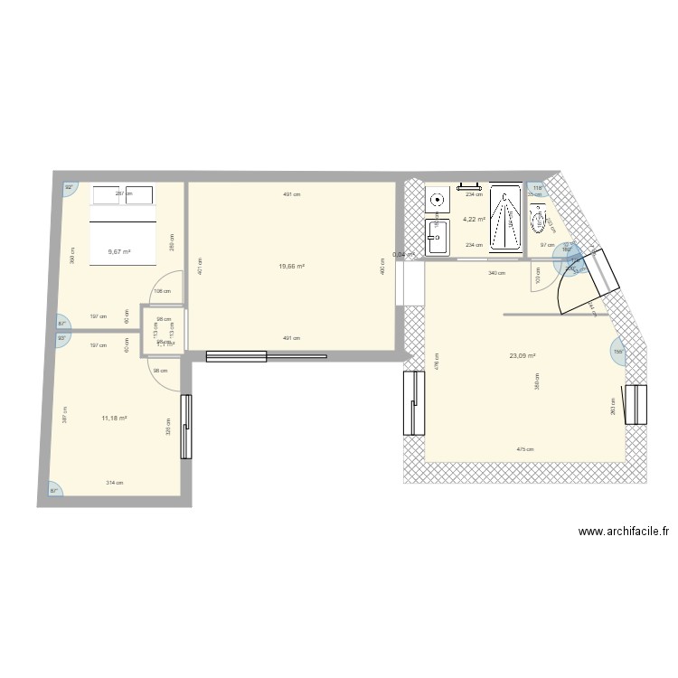 Bld POUZET. Plan de 7 pièces et 69 m2