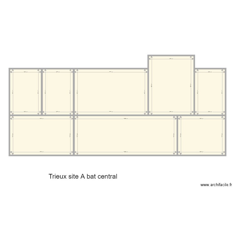 Trieux site A ( bat central) . Plan de 8 pièces et 208 m2