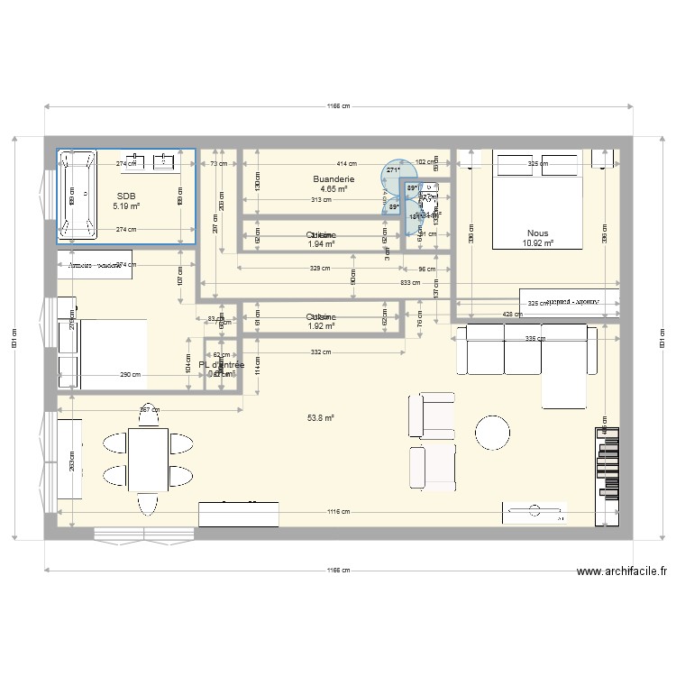 Des cours . Plan de 0 pièce et 0 m2