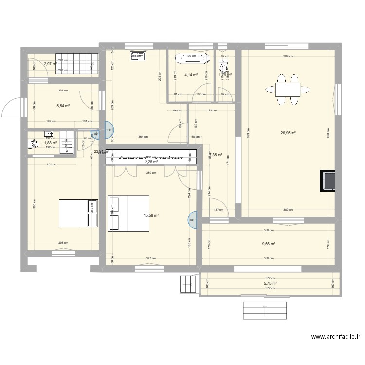 Maison. Plan de 12 pièces et 108 m2
