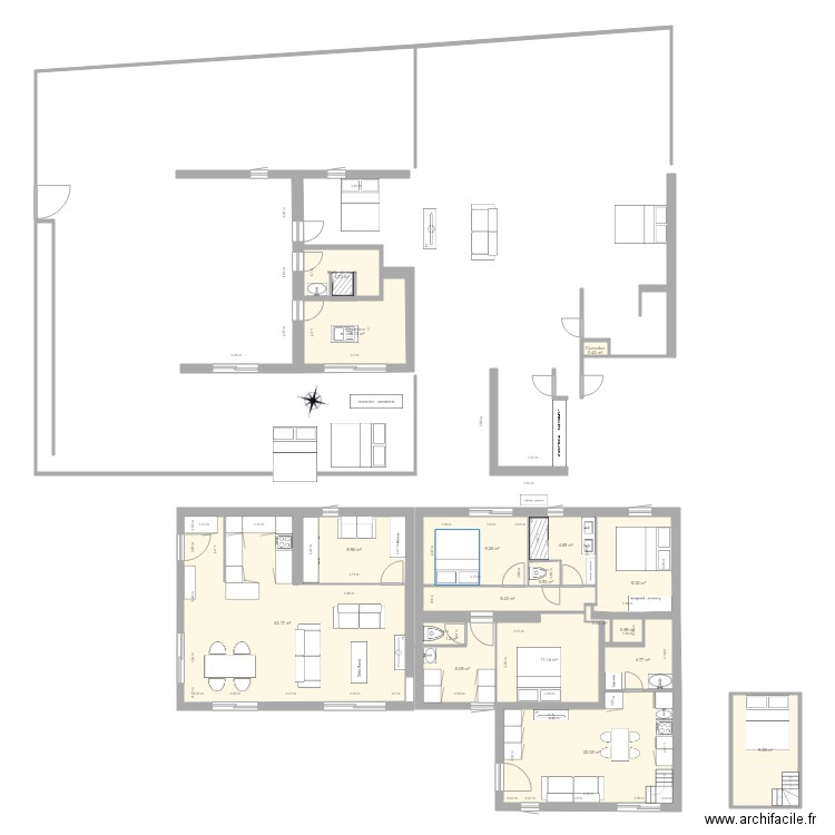 PlanMaisonCouloirBas. Plan de 18 pièces et 152 m2