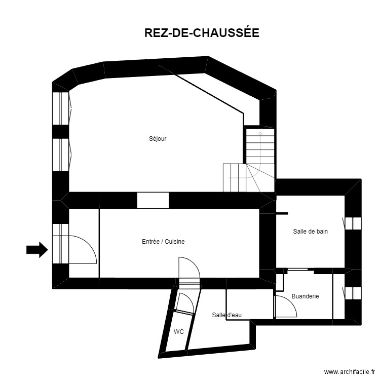 MAISON. Plan de 12 pièces et 68 m2