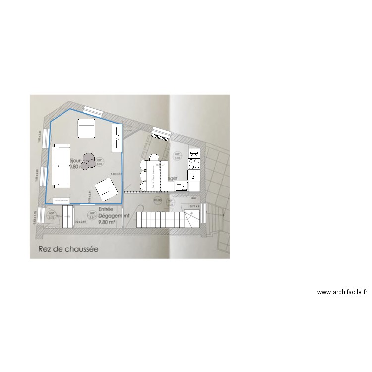 FAMILLE PONROY       RdC V2. Plan de 0 pièce et 0 m2