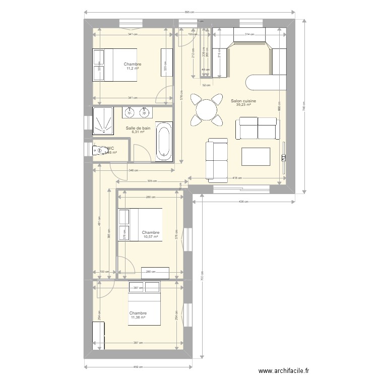 CISSE. Plan de 6 pièces et 80 m2